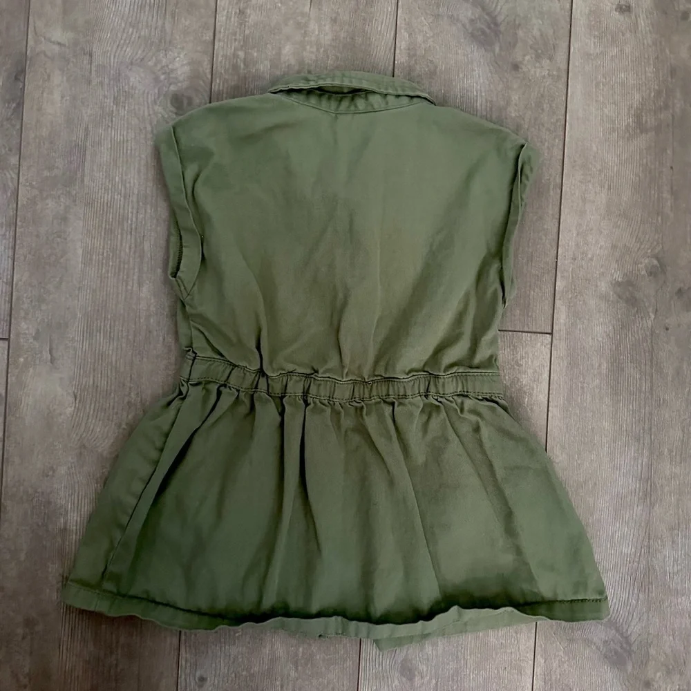 Nannette Green Twill Floral Embroidered Boho Vest Jacket Girls size 6